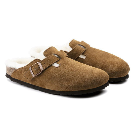 BIRKENSTOCK | ЖЕНСКИЕ САНДАЛИИ | BOSTON ИЗ ОВЧИНЫ, ЗАМШИ, КОЖИ/МЕХА НОРКИ | ЧЁРНЫЙ