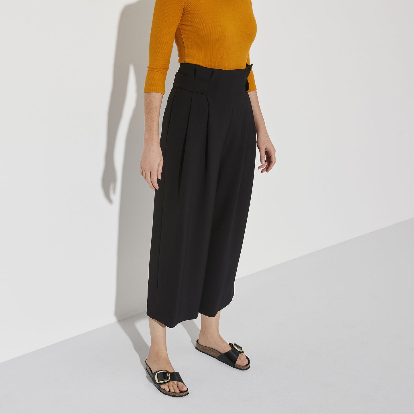 BIRKENSTOCK | SANDALES FEMME | MADRID BB LENA HIGH SHINE BLACK HEX | NOIR | S ÉTROIT