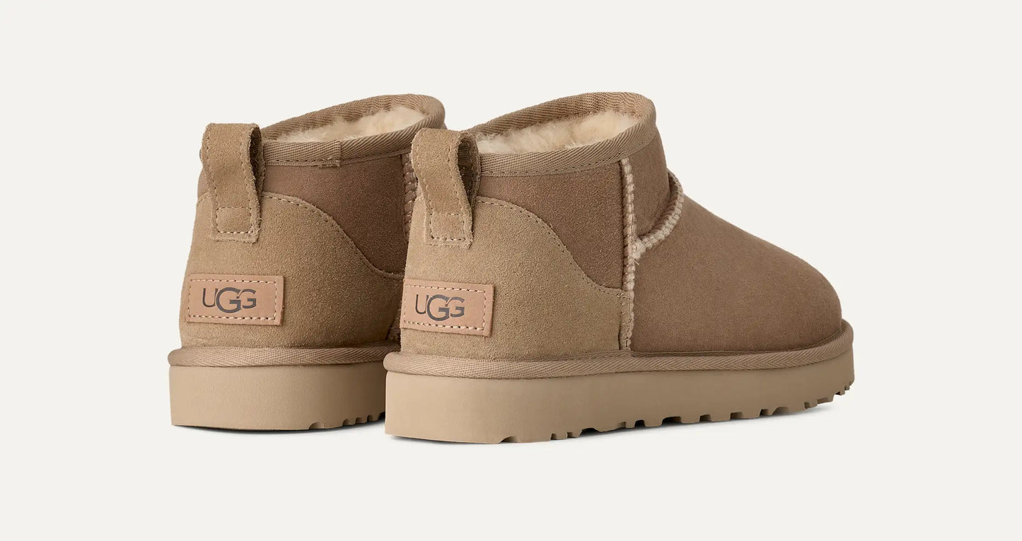 UGG | Dames enkellaarsjes | Classic Ultra Mini zand | Beige