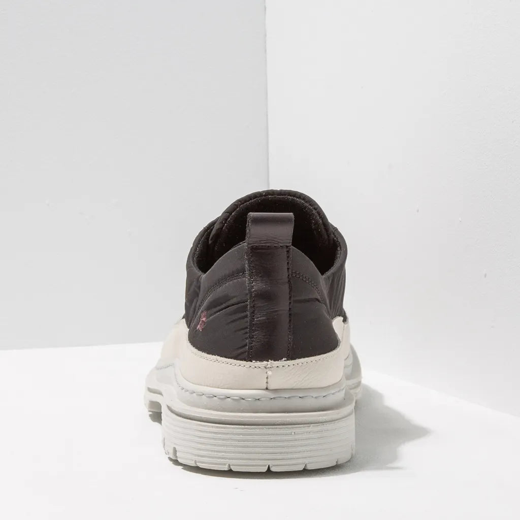 KUNST | SNEAKER | MANN | BIRMINGHAM