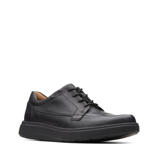 Scarpe casual da uomo Clarks, modello Abode Ease, in pelle nera.