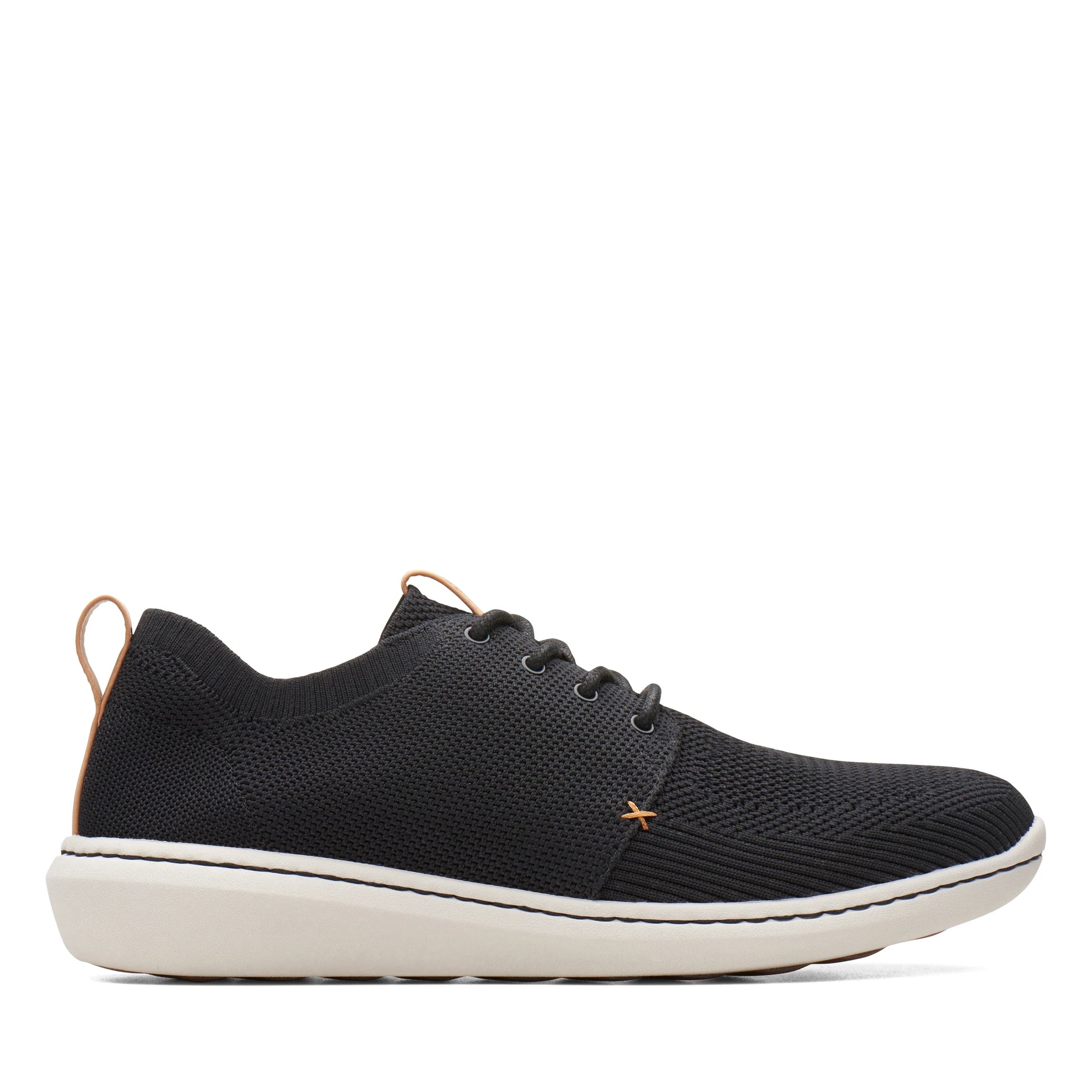 Półbuty męskie Clarks, model Step Urban Mix Black, w kolorze czarnym.