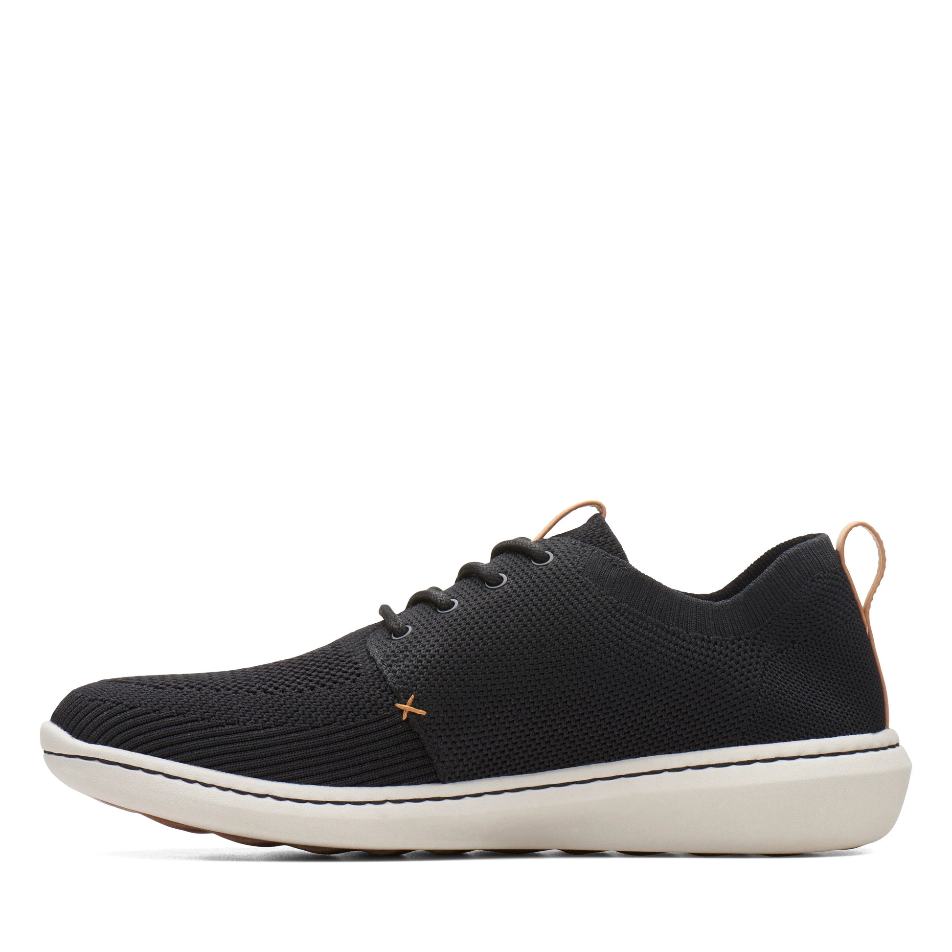 Półbuty męskie Clarks, model Step Urban Mix Black, w kolorze czarnym.