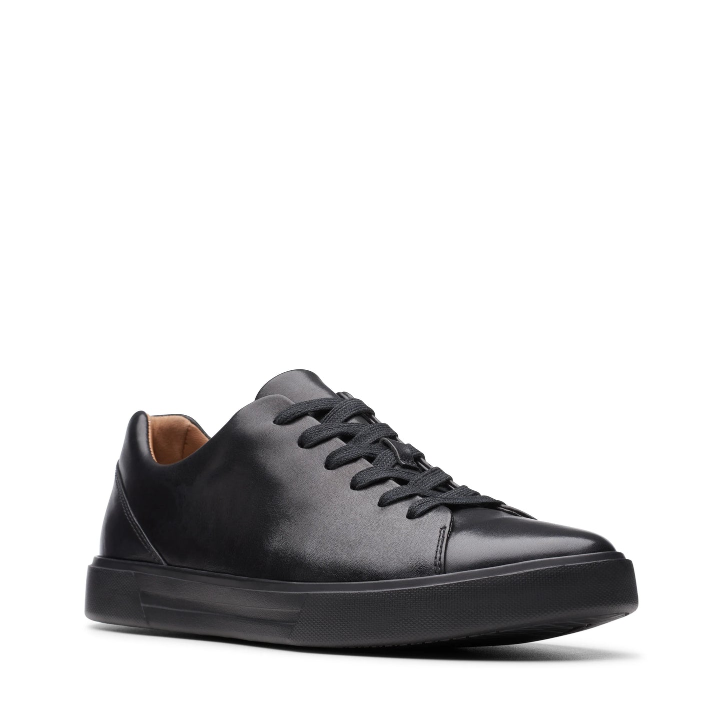 Chaussures de sport pour homme de la marque Clarks, modèle un costa lace black en noir.