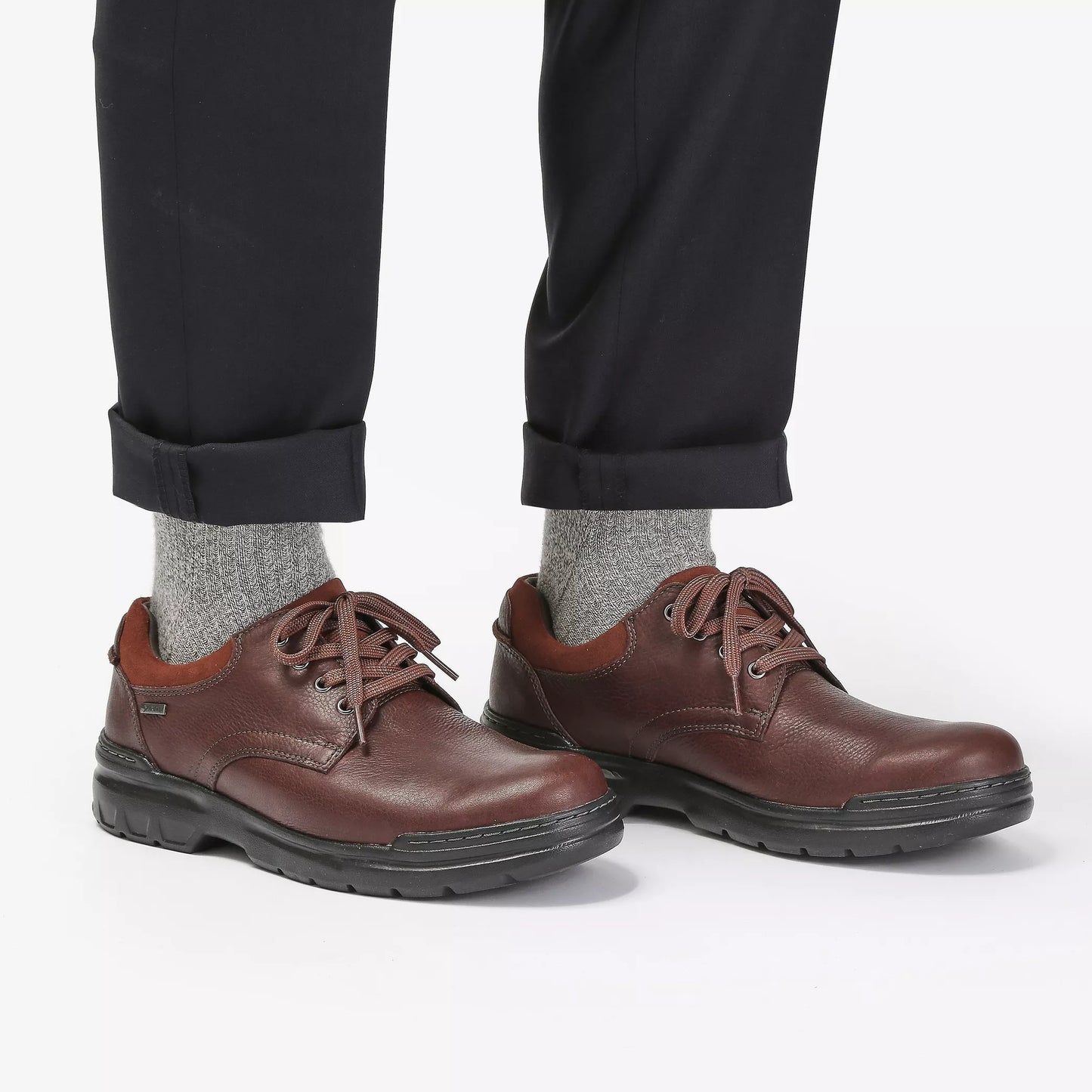 Zapatos Derby De La Marca Clarks Para Hombre Modelo Rockie Walk Gtx Dark Tan Leather En Color Marrón
