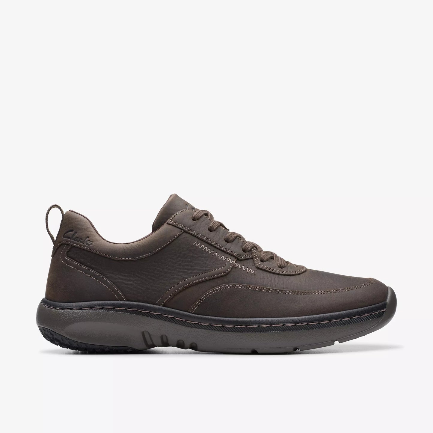Zapatos Casual De La Marca Clarks Para Hombre Modelo Clarks Pro Lace Dark Brown Tumbled En Color Marrón