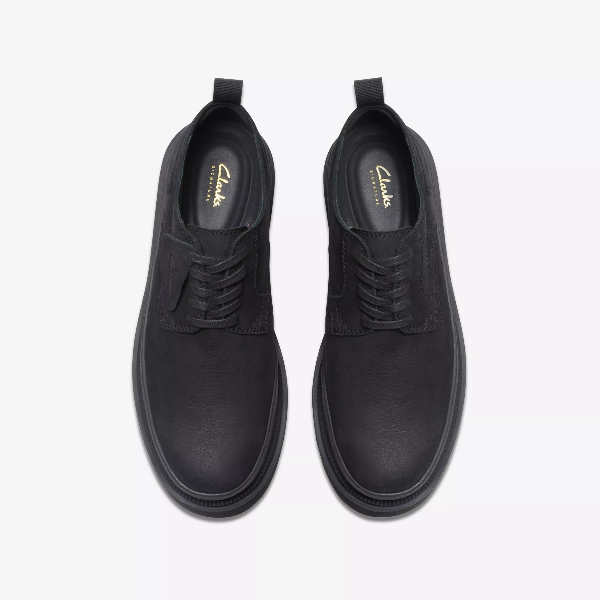 Zapatos Casual De La Marca Clarks  Para Hombre Modelo Badell Lace Black Nubuck En Color Negro