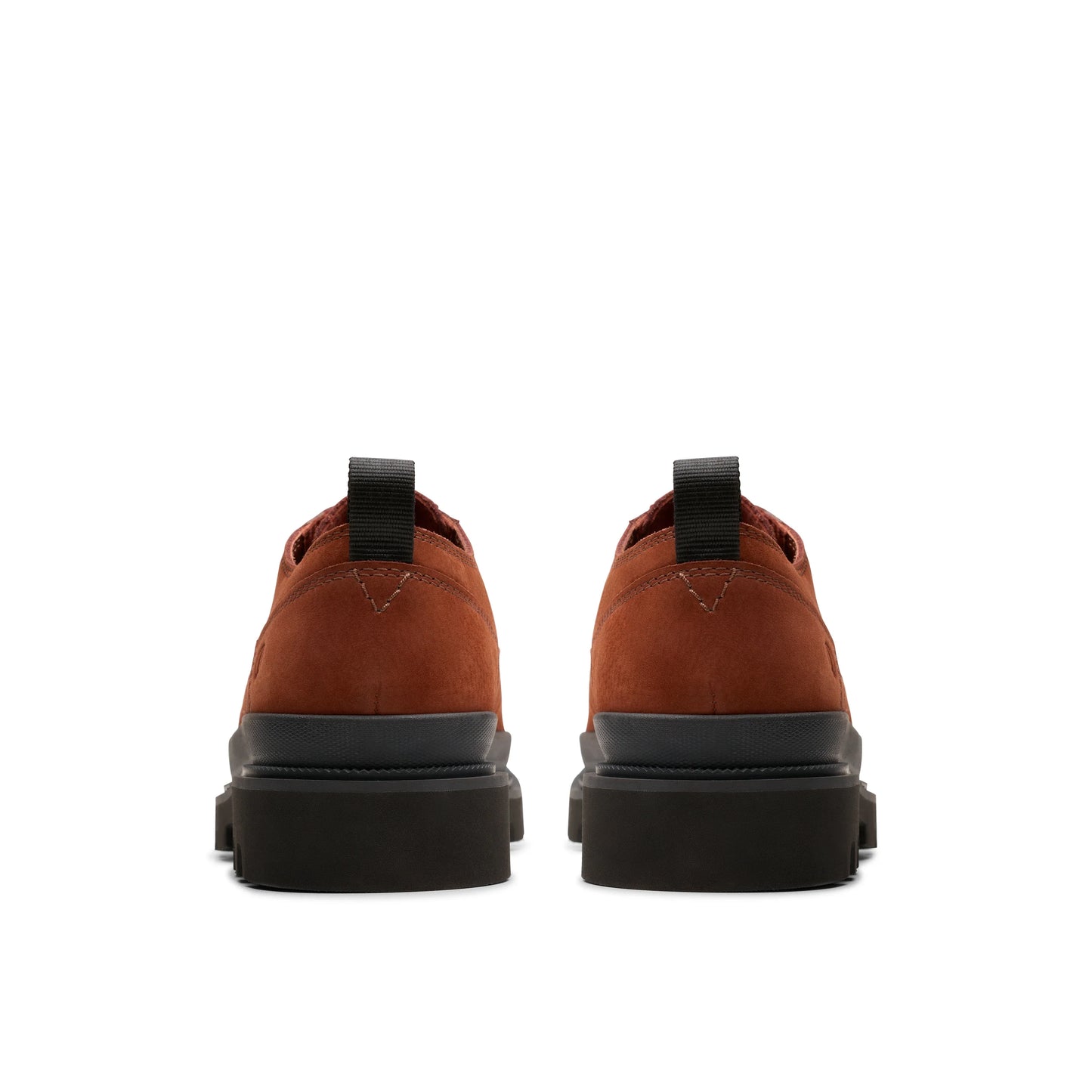 Zapatos Casual De La Marca Clarks Para Hombre Modelo Badell Lace Chestnut Nubuck En Color Rojo