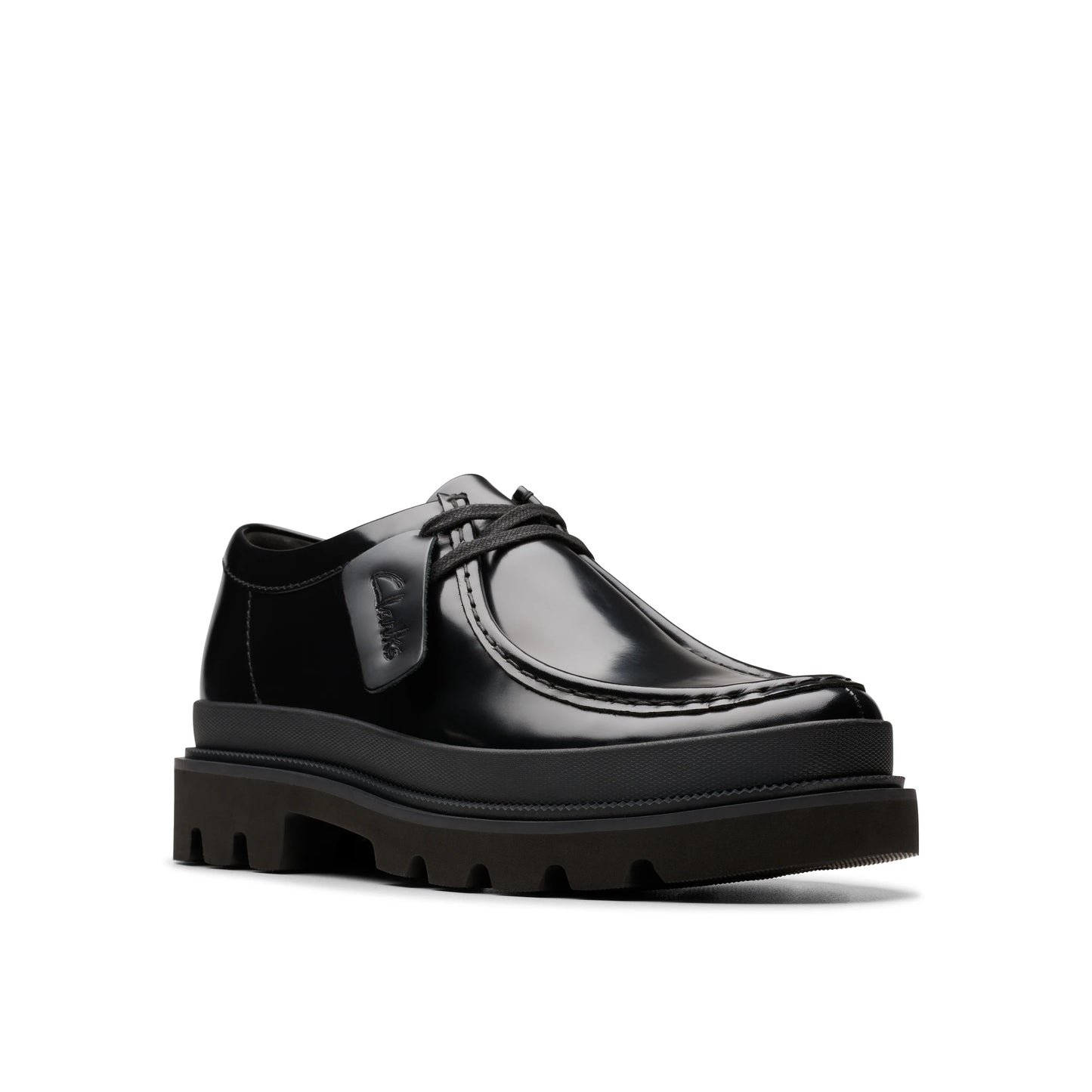 Wallabee De La Marca Clarks Para Hombre Modelo Badell Seam Black Hi Shine Leather En Color Negro