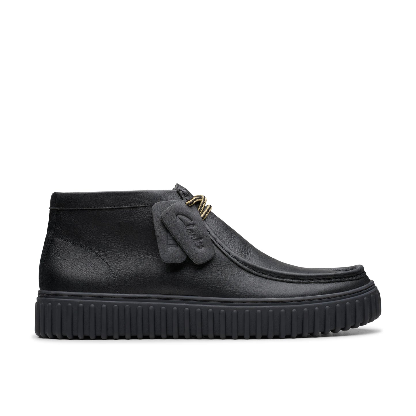 Bottes pour homme de la marque Clarks, modèle Torhill Hi en cuir noir de couleur noire.