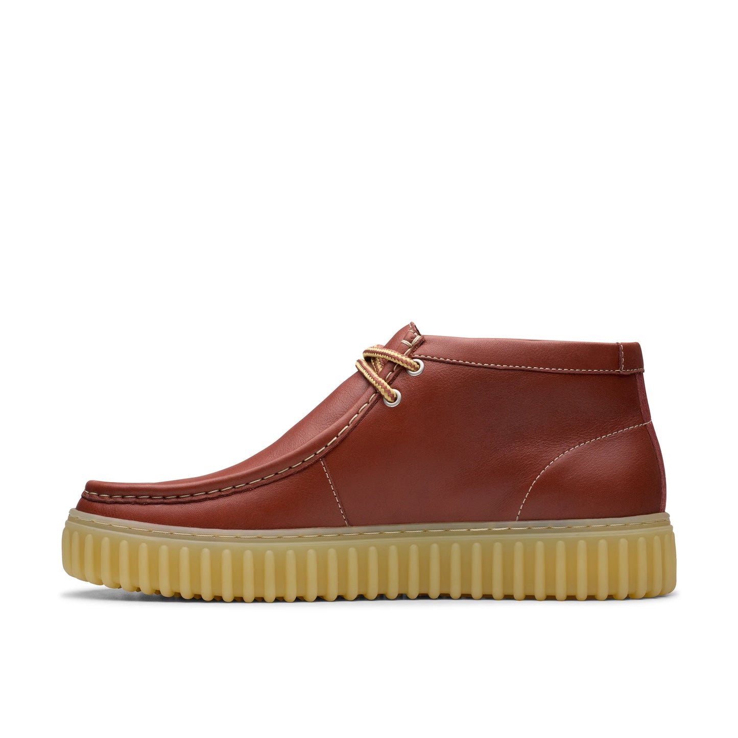 Wallabee De La Marca Clarks Para Hombre Modelo Torhill Hi Brown Leather En Color Marrón