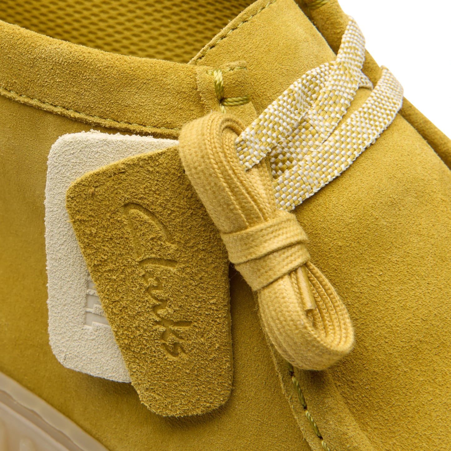 Wallabee De La Marca Clarks Para Hombre Modelo Torhill Hi Lime Suede En Color Amarillo
