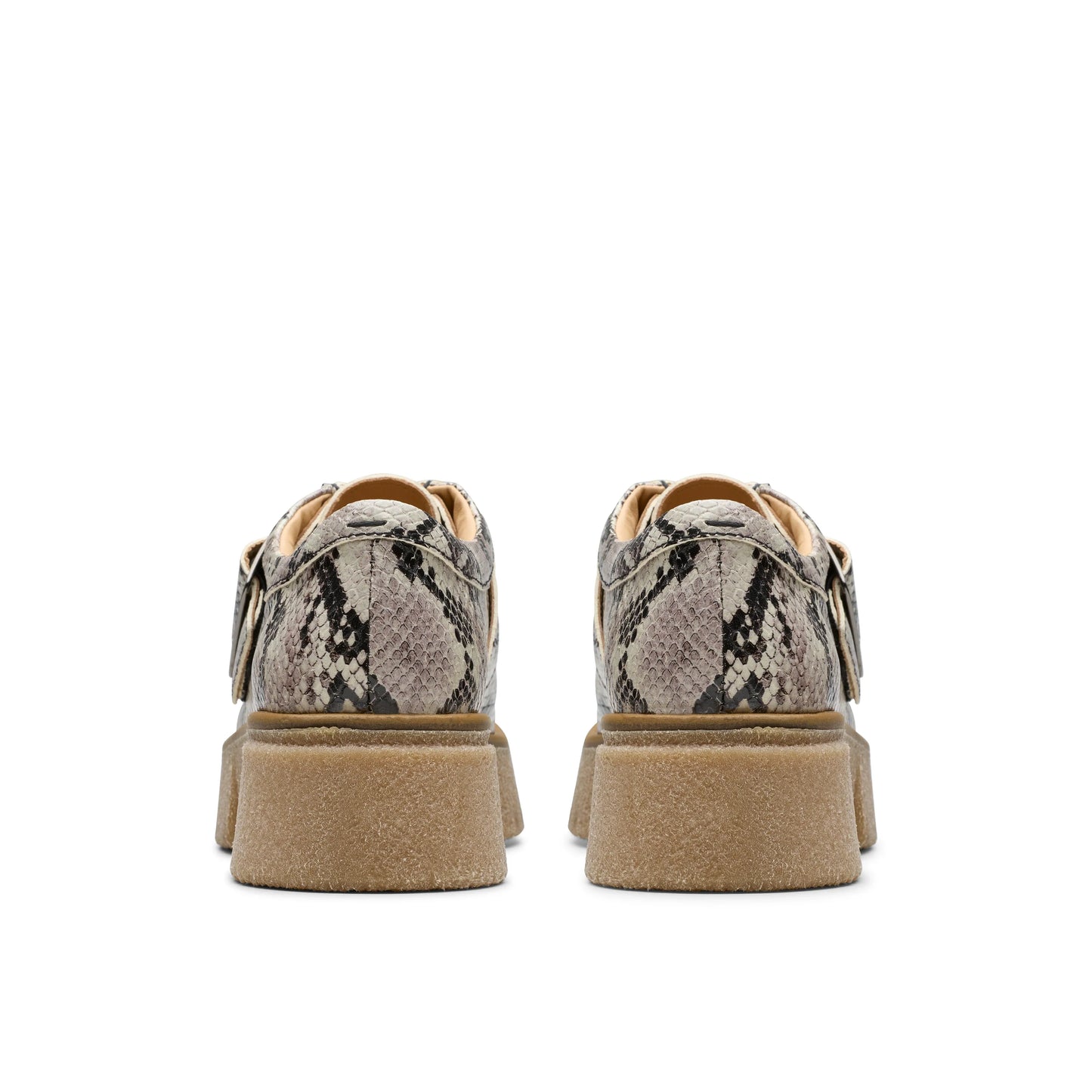 Zapatos Casual De La Marca Clarks Para Mujer Modelo Linoso Monk Grey Snake Leather En Color Gris