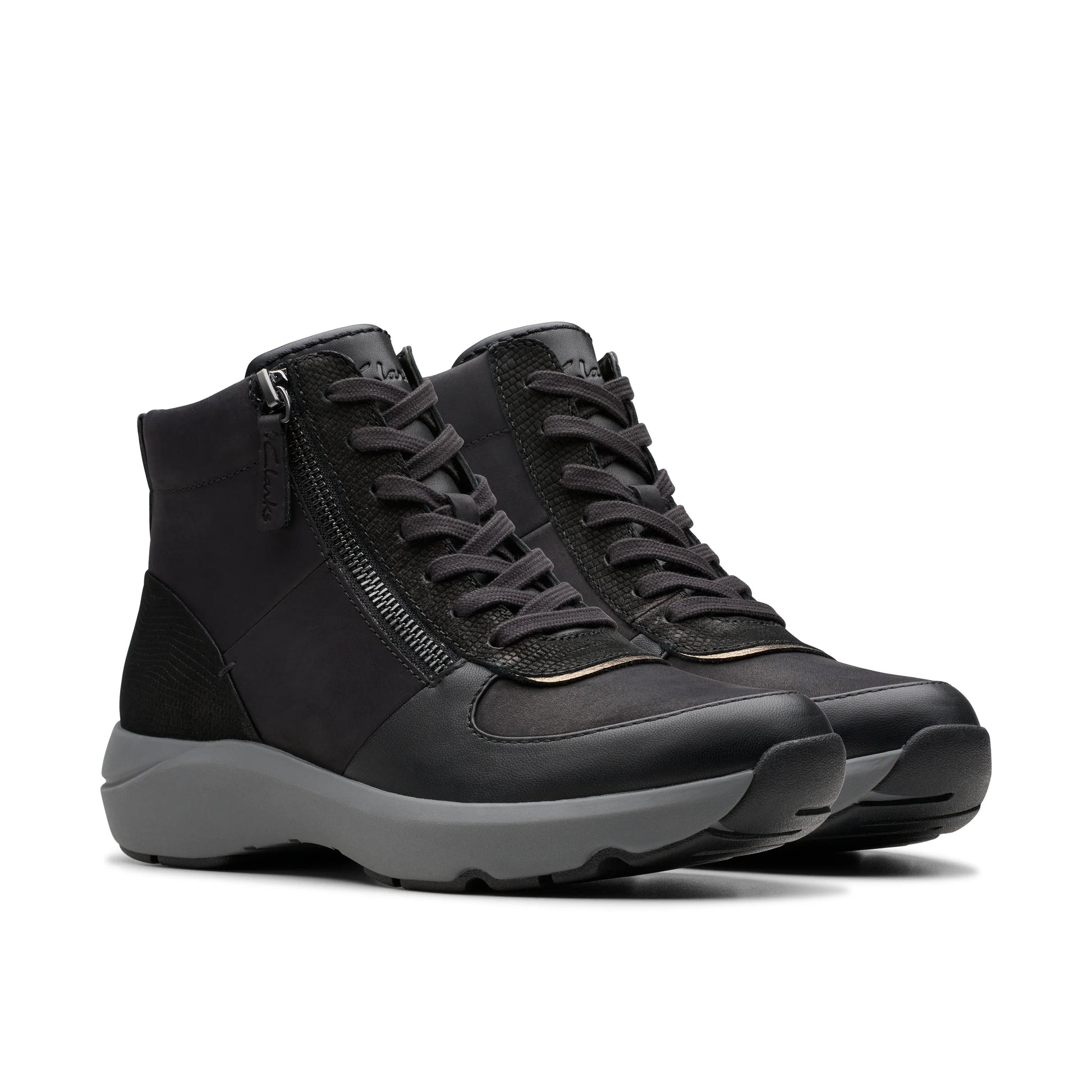 Clarks 女靴,Tivoli Lane Black Combi 型号,黑色。