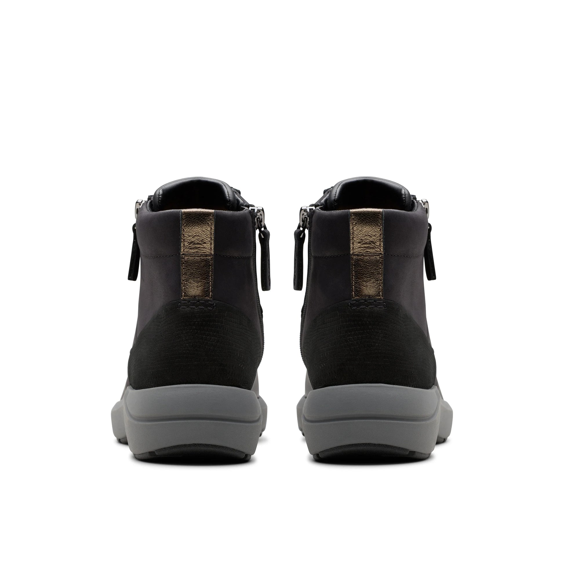 Clarks 女靴,Tivoli Lane Black Combi 型号,黑色。