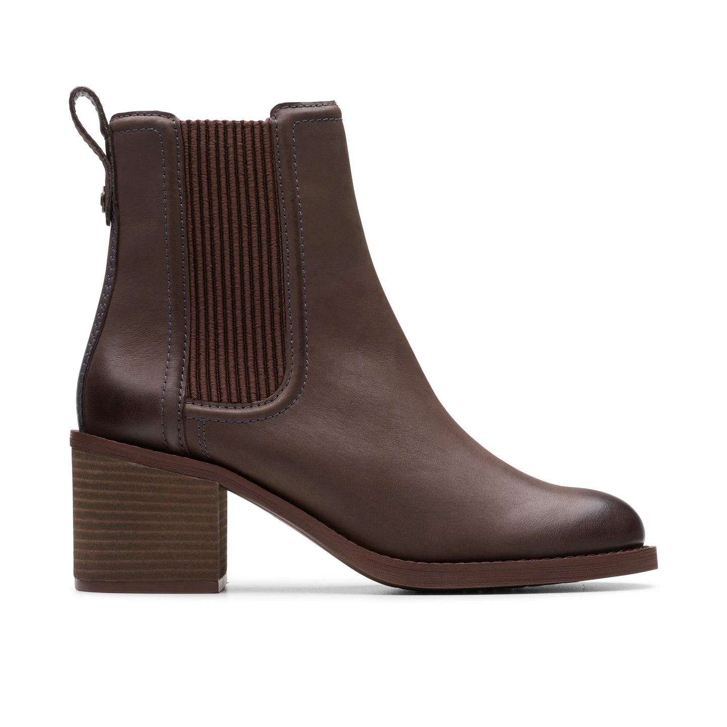 Botines De La Marca Clarks Para Mujer Modelo Chamberly Top Dark Brown Leather En Color Marrón