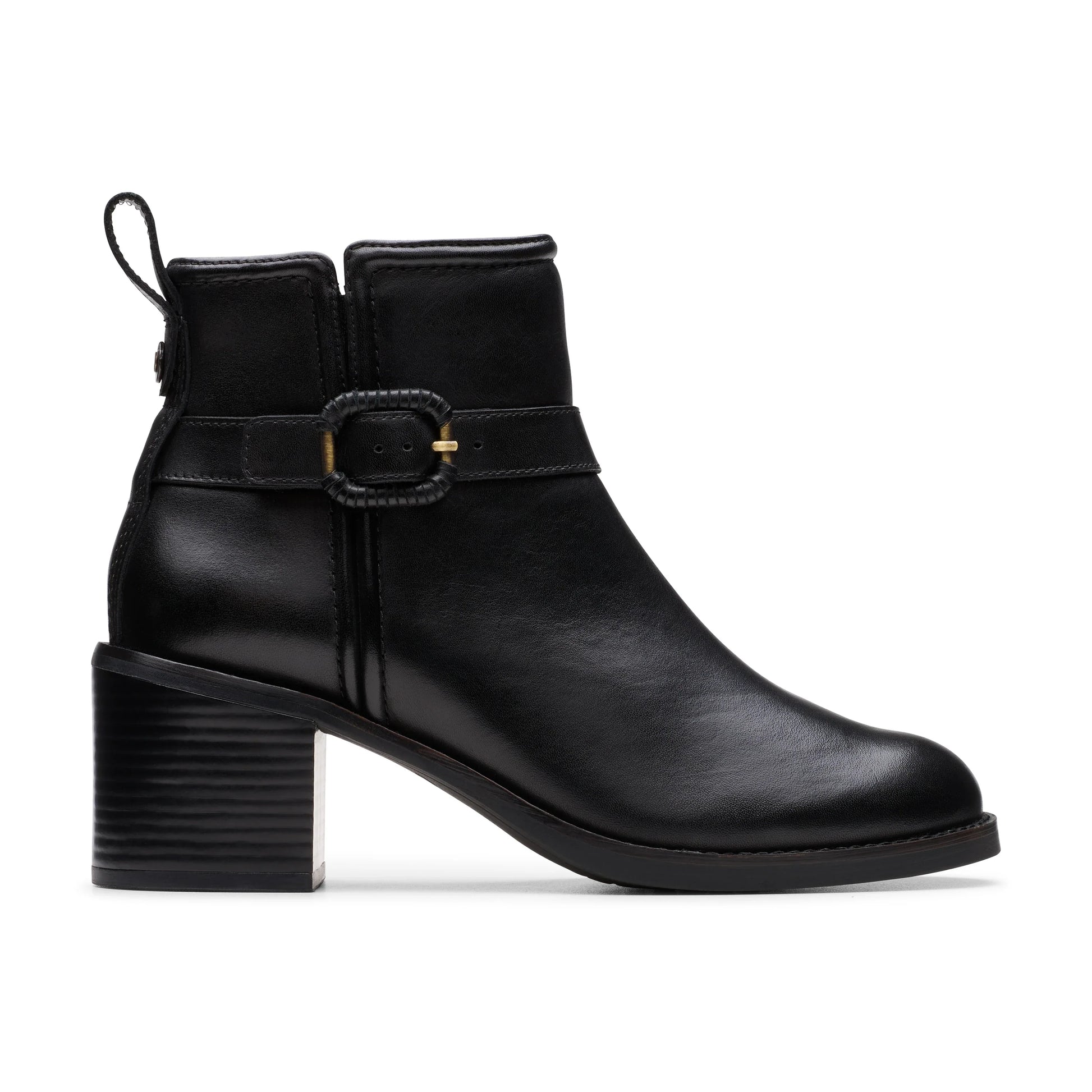 Clarks 女靴,Chamberly Trim Black Leather 款式,黑色。
