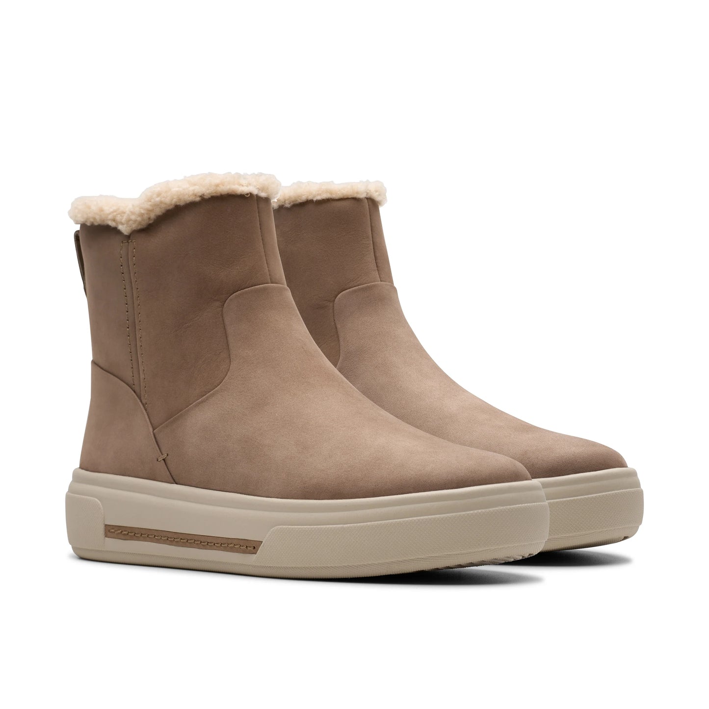 Botas De La Marca Clarks Para Mujer Modelo Hollyhock Lane Pebble Wlined En Color Beige