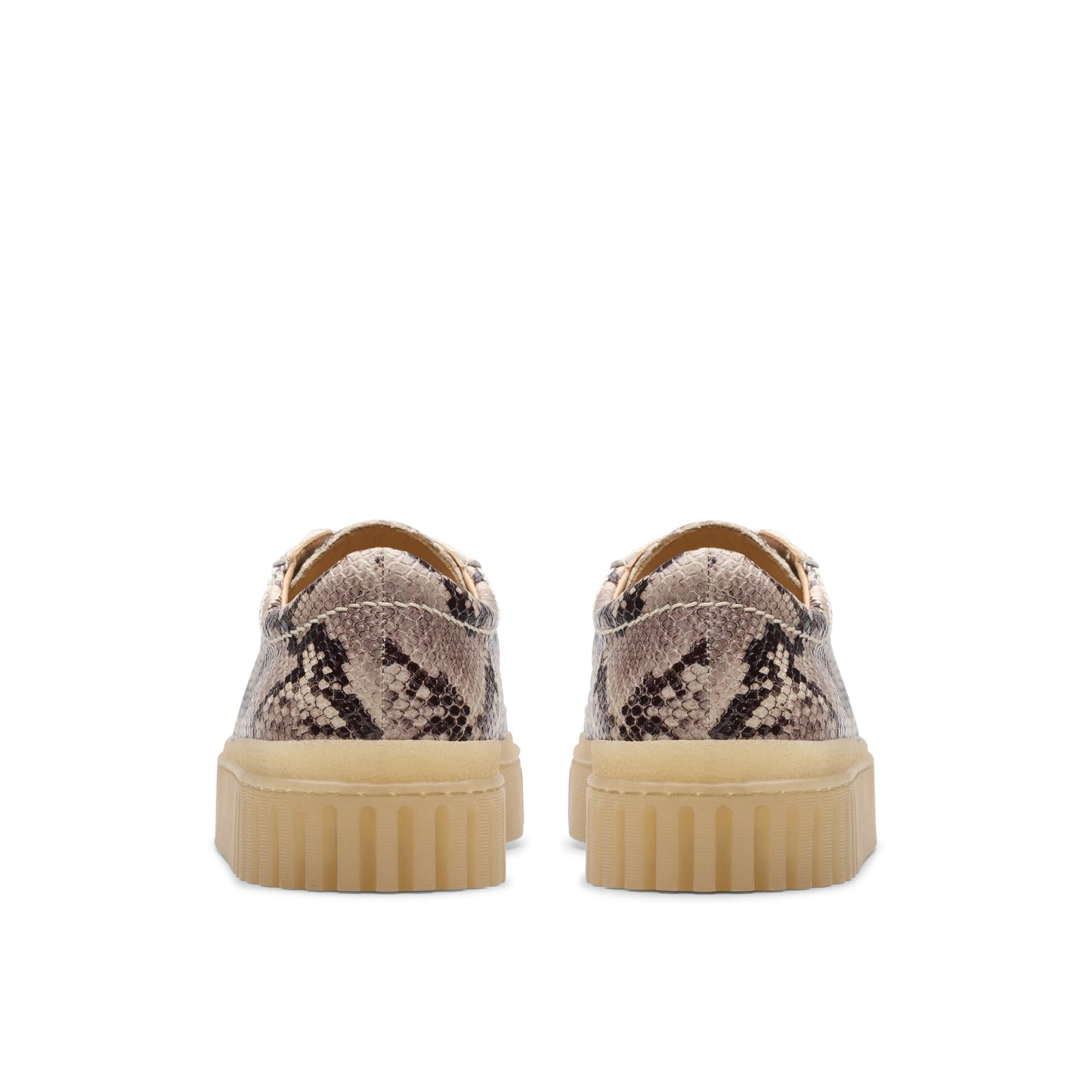Zapatos Casual De La Marca Clarks Para Mujer Modelo Mayhill Walk Grey Snake Leather En Color Gris