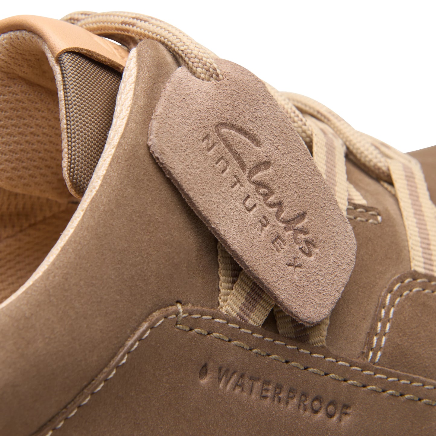 Sneakers De La Marca Clarks Para Mujer Modelo Naturex Tie Wp Pebble Combination En Color Beige