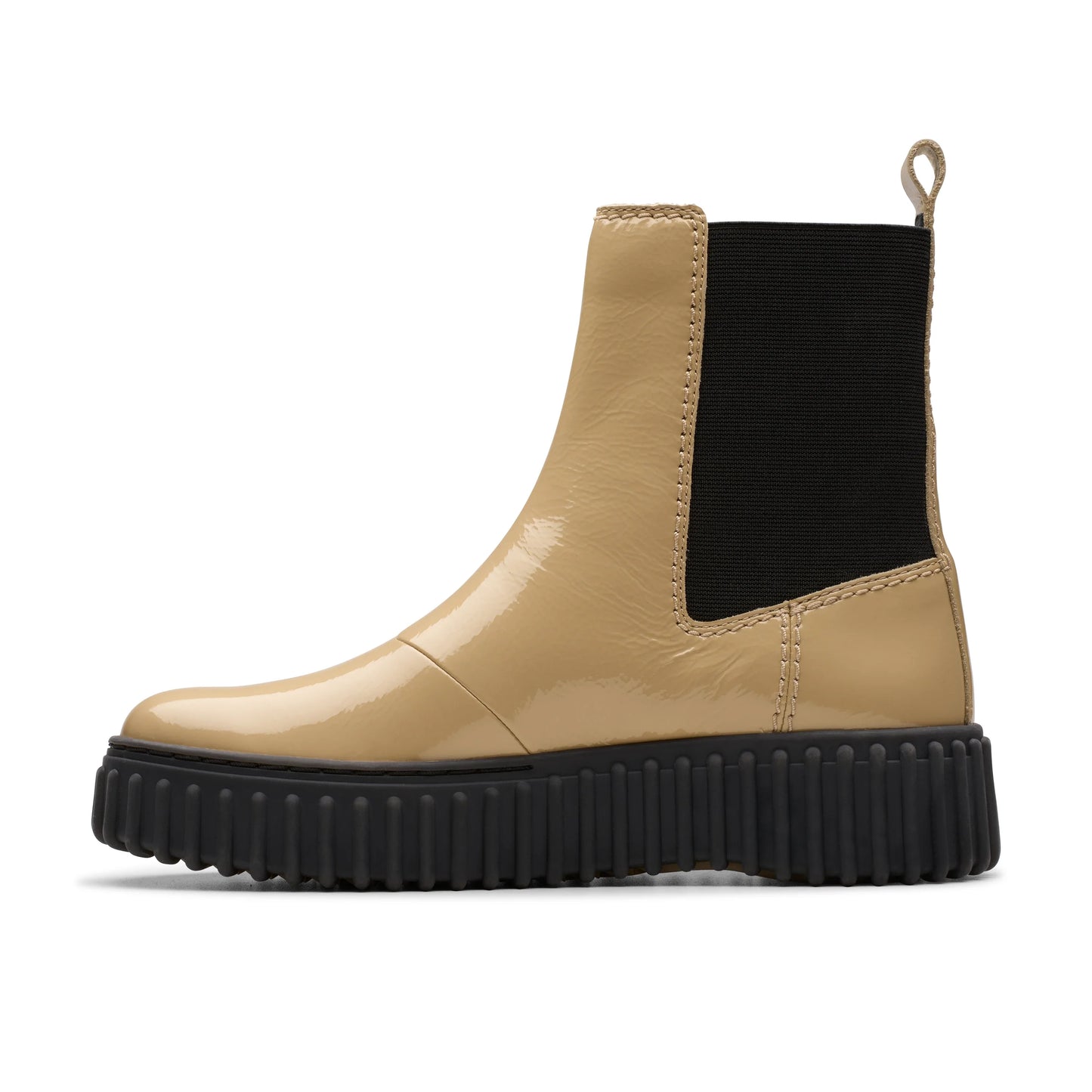 Botas De La Marca Clarks Para Mujer Modelo Torhill Maple Beige Patent En Color Beige