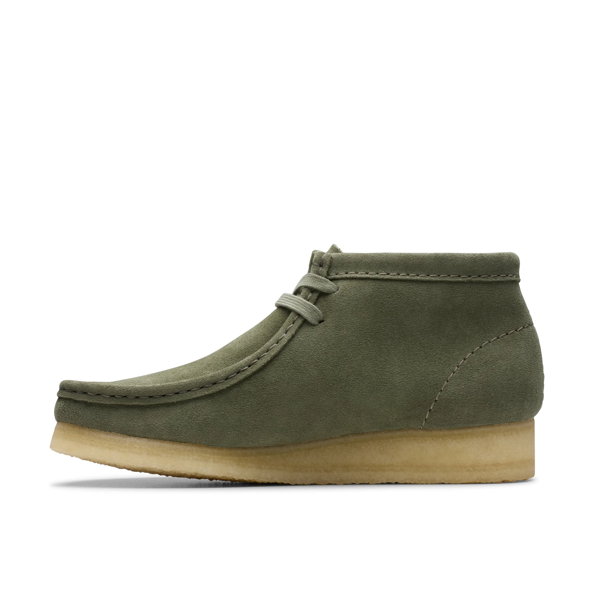 Жіночі чоботи Clarks Wallabee Boot кольору хакі/зелений.
