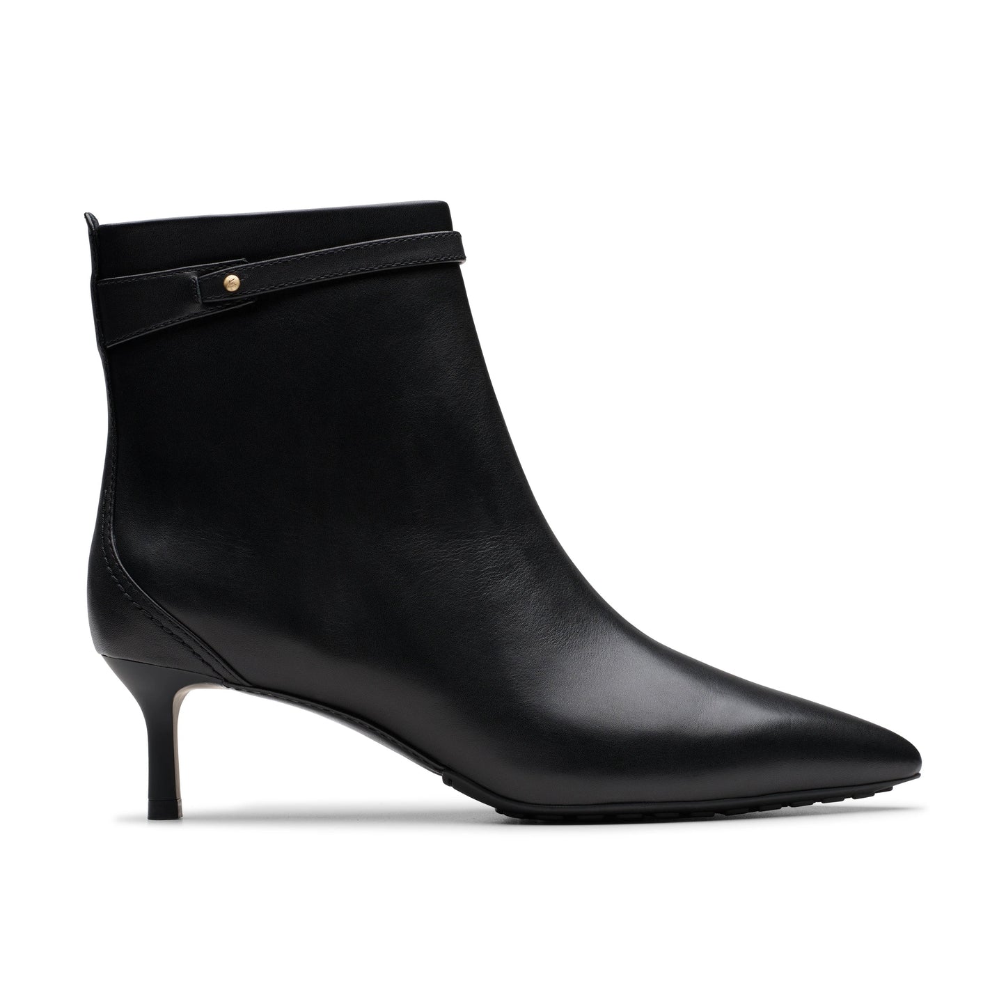 Botines De La Marca Clarks Para Mujer Modelo Adela Up Black Leather En Color Negro