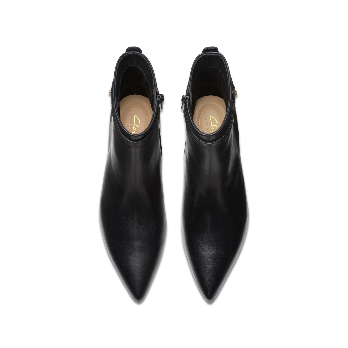 Botines De La Marca Clarks Para Mujer Modelo Adela Up Black Leather En Color Negro