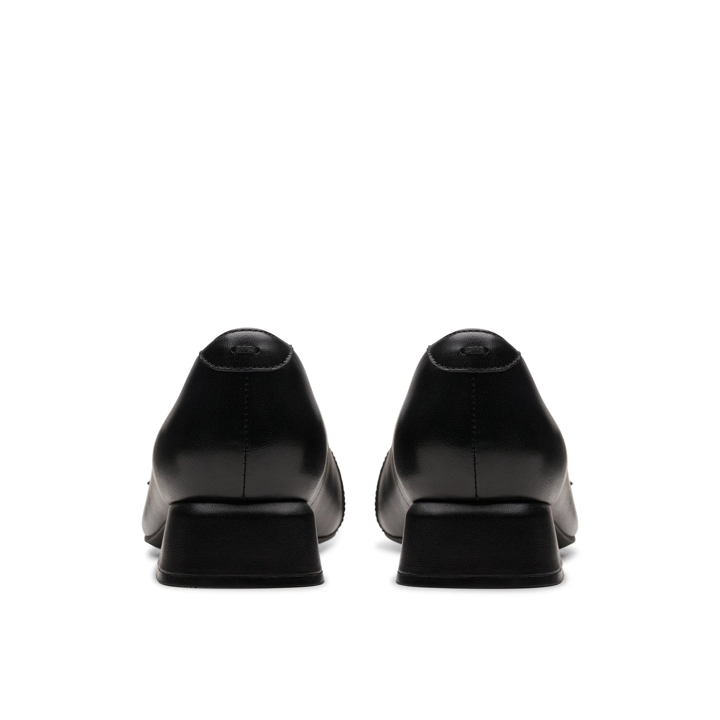 Zapatos De Vestir De La Marca Clarks Para Mujer Modelo Daiss30 Court Black Leather En Color Negro