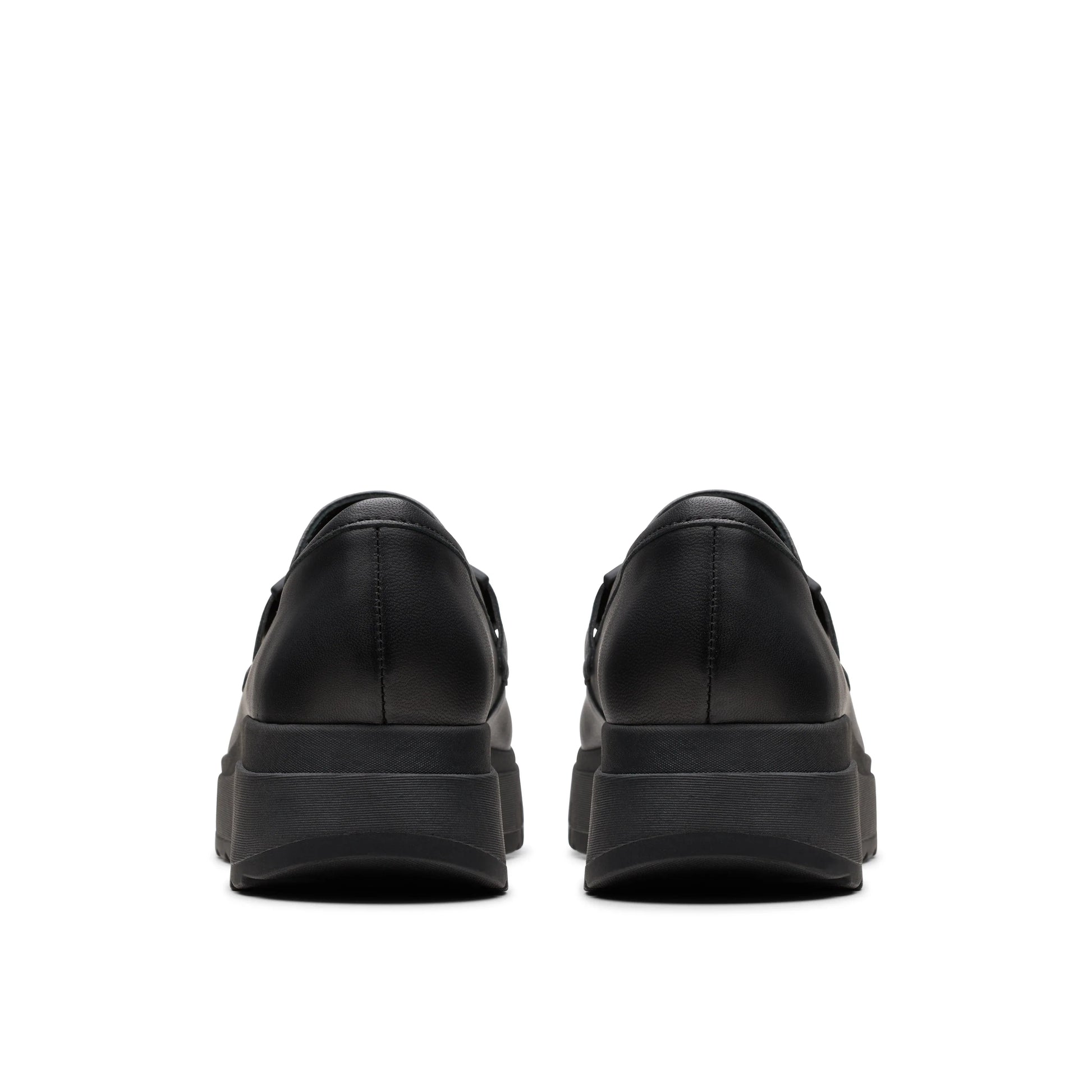 Półbuty damskie Clarks, model Loriini Izzy ze skóry w kolorze czarnym.