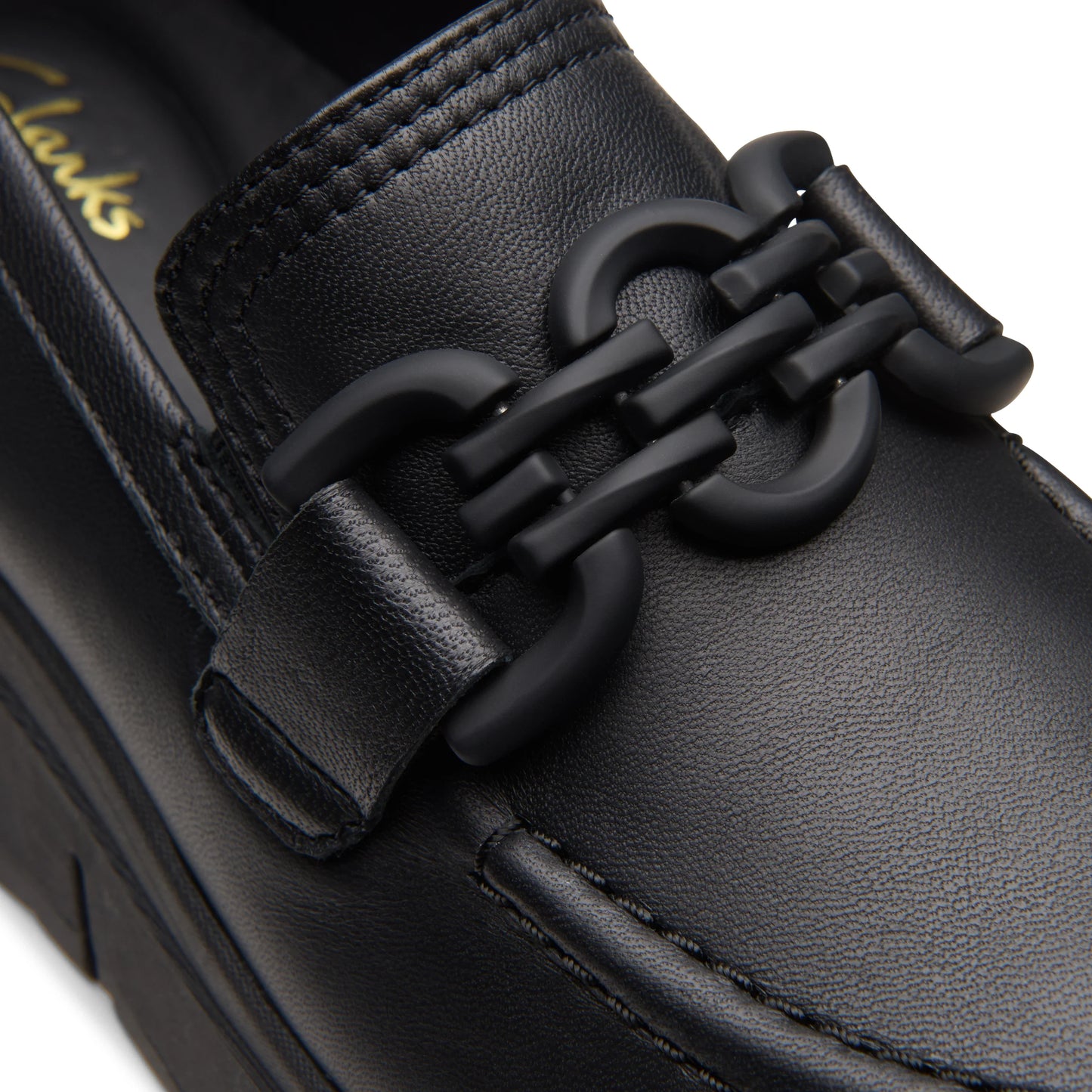 Mocasines De La Marca Clarks Para Mujer Modelo Loriini Izzy Black Leather En Color Negro