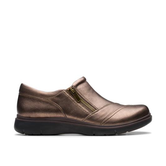 Chaussures décontractées pour femmes Clarks, modèle Certina Pure Antique BR, en marron.