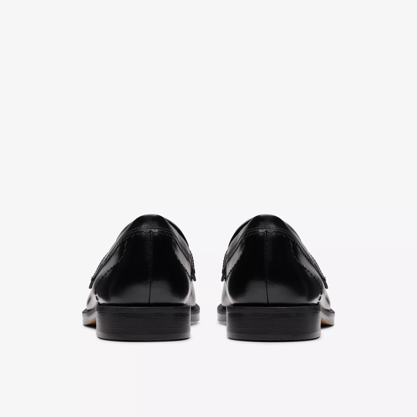 CLARKS | MOCASINES | MUJER | STRAVEN EDGE BLACK LEATHER | NEGRO