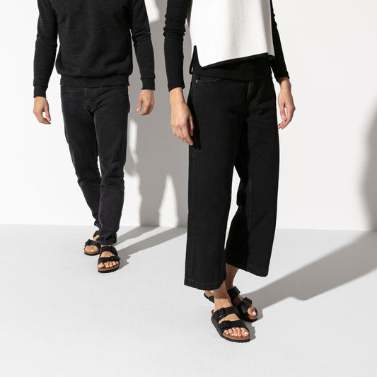 BIRKENSTOCK ユニセックスブランドサンダル アリゾナ ビルコフロー ブラックモデル ブラックカラー