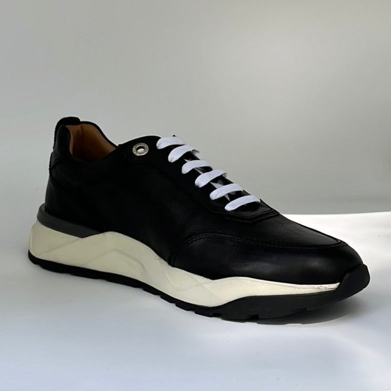 LOTTUSSE | HERREN-SNEAKER | OSAKA CORVARA SCHWARZ/WEISS |