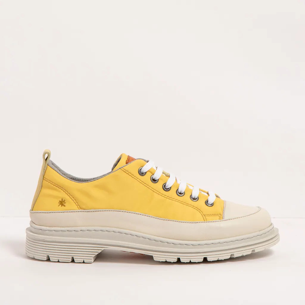 KUNST | SNEAKER | MANN | BIRMINGHAM