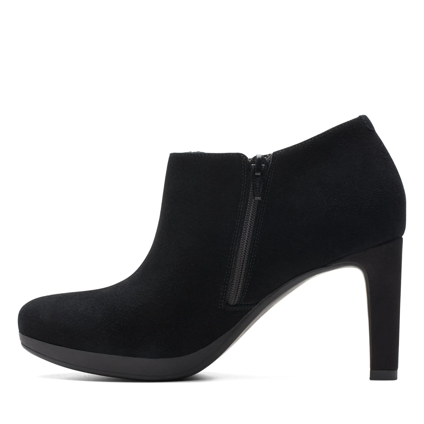 Botines De La Marca Clarks Para Mujer Modelo Ambyr Hope Black Suede En Color Negro