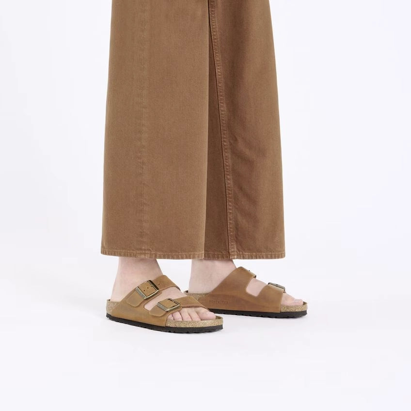 BIRKENSTOCK | SANDALIAS | UNISEX | ARIZONA LEOI COGNAC