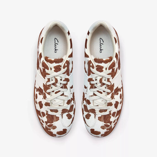 CLARKS | SNEAKERS | MUJER | SECO SPEED COW PRINTSUEDE | ANIMAL PRIN