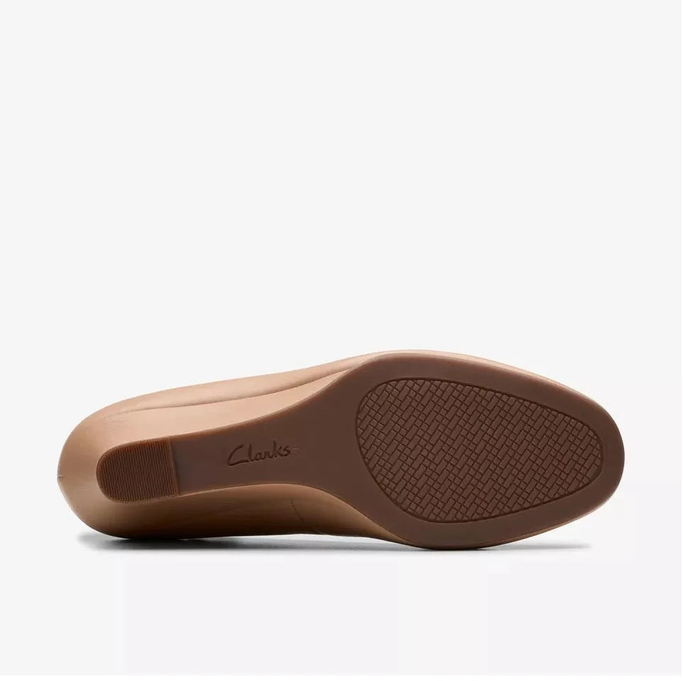 CLARKS | ZAPATOS DE VESTIR | MUJER | OLIVETTE PEARL BEIGE LEATHER | BEIGE
