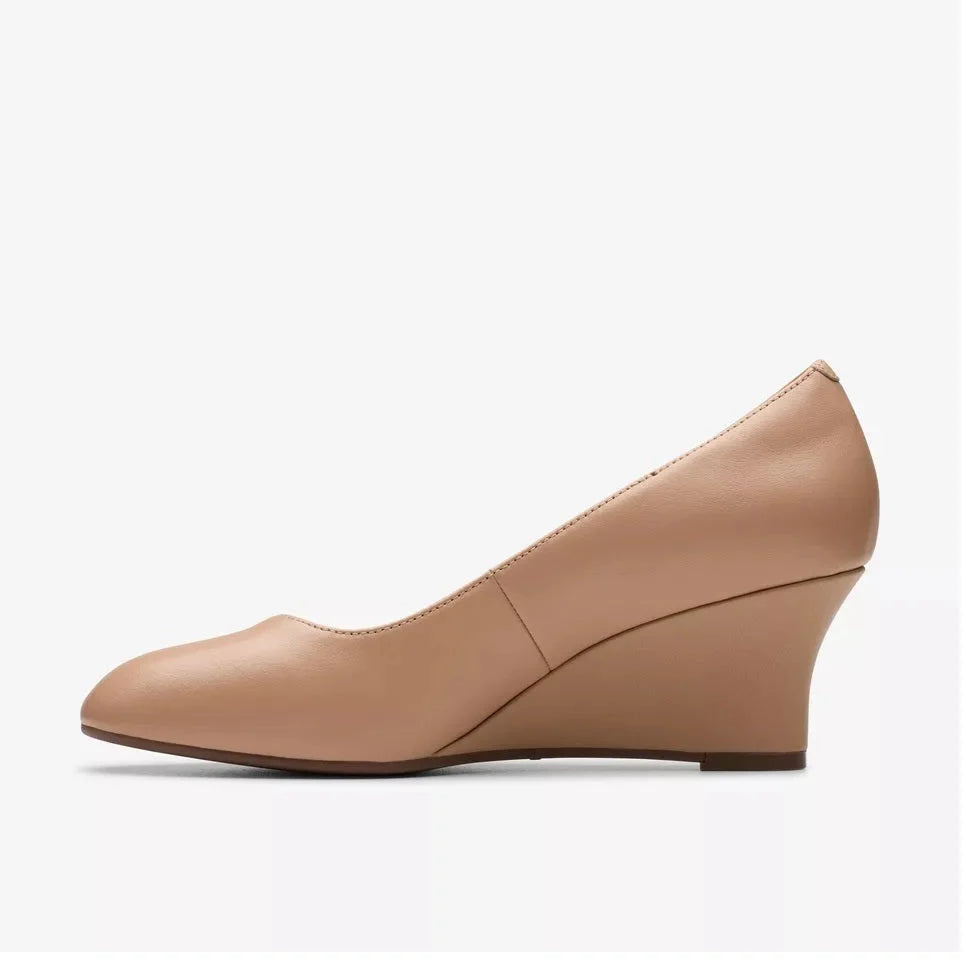 CLARKS | ZAPATOS DE VESTIR | MUJER | OLIVETTE PEARL BEIGE LEATHER | BEIGE