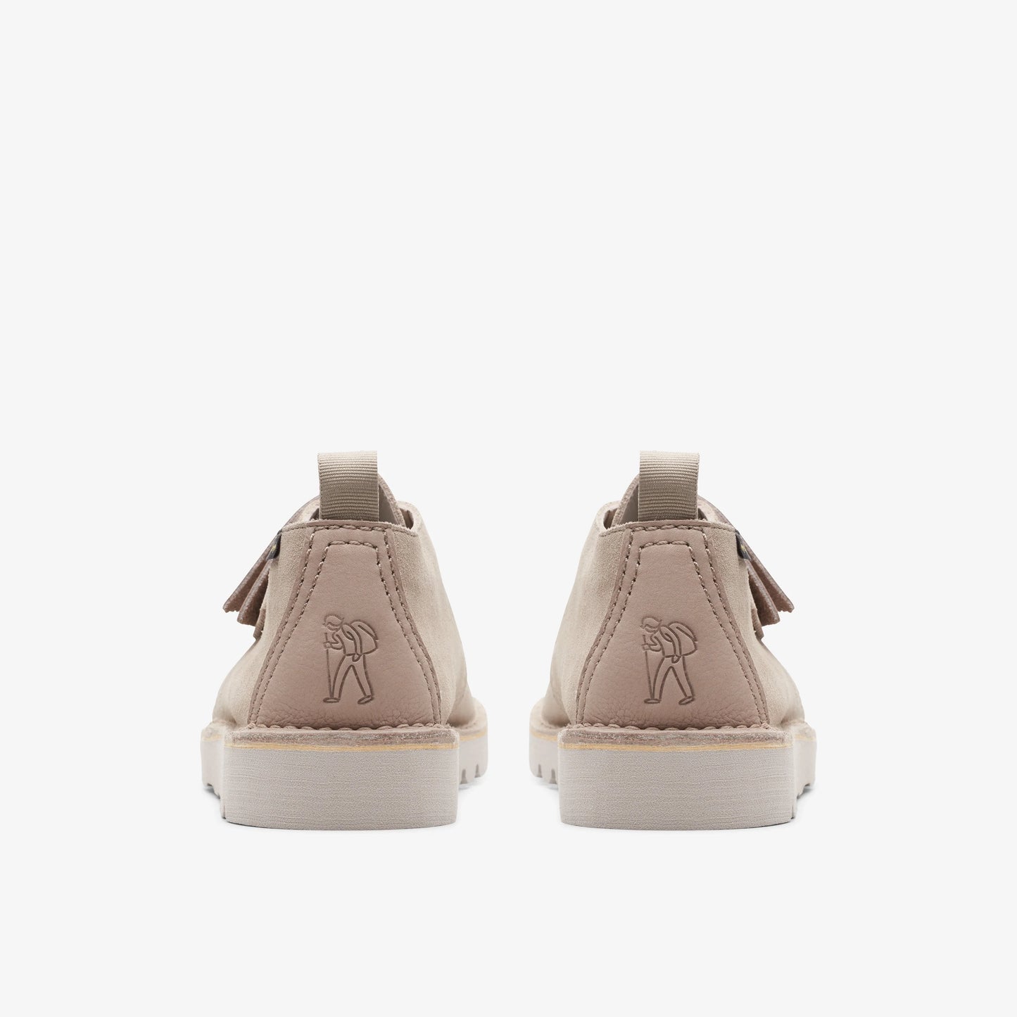 Zapatos Casual De La Marca Clarks Para Hombre Modelo Desert Trekgtx Sand Suede En Color Beige