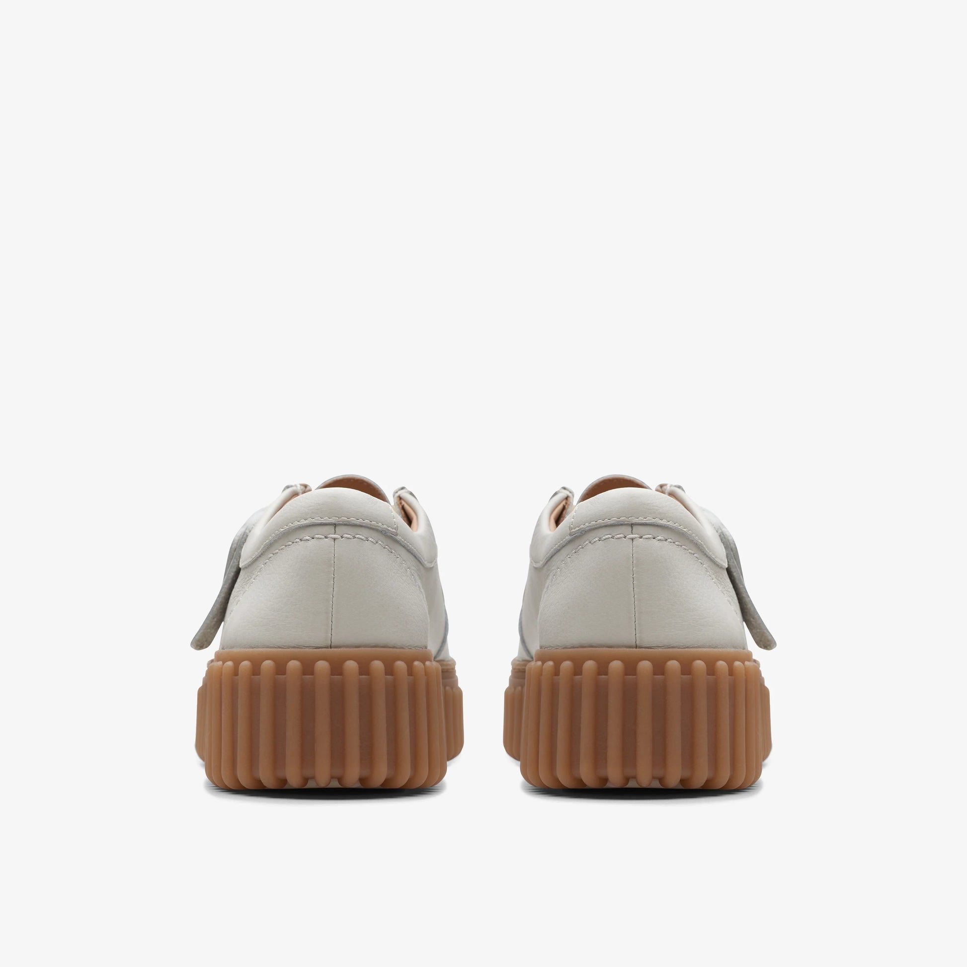 Zapatos Casual De La Marca Clarks  Para Mujer Modelo Torhill Bee Off White Lea En Color Blanco