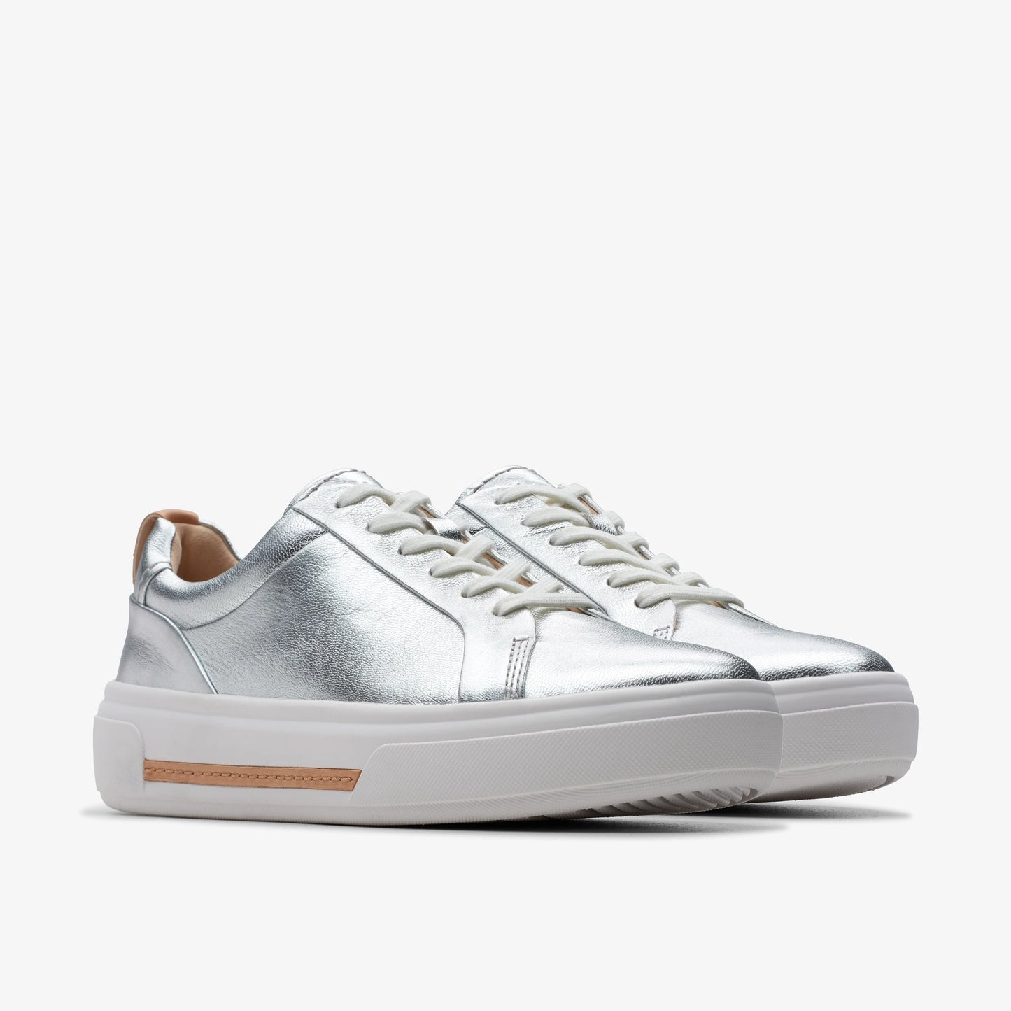 Sneakers De La Marca Clarks  Para Mujer Modelo Hollyhock Walk Silver Leather En Color Plateado