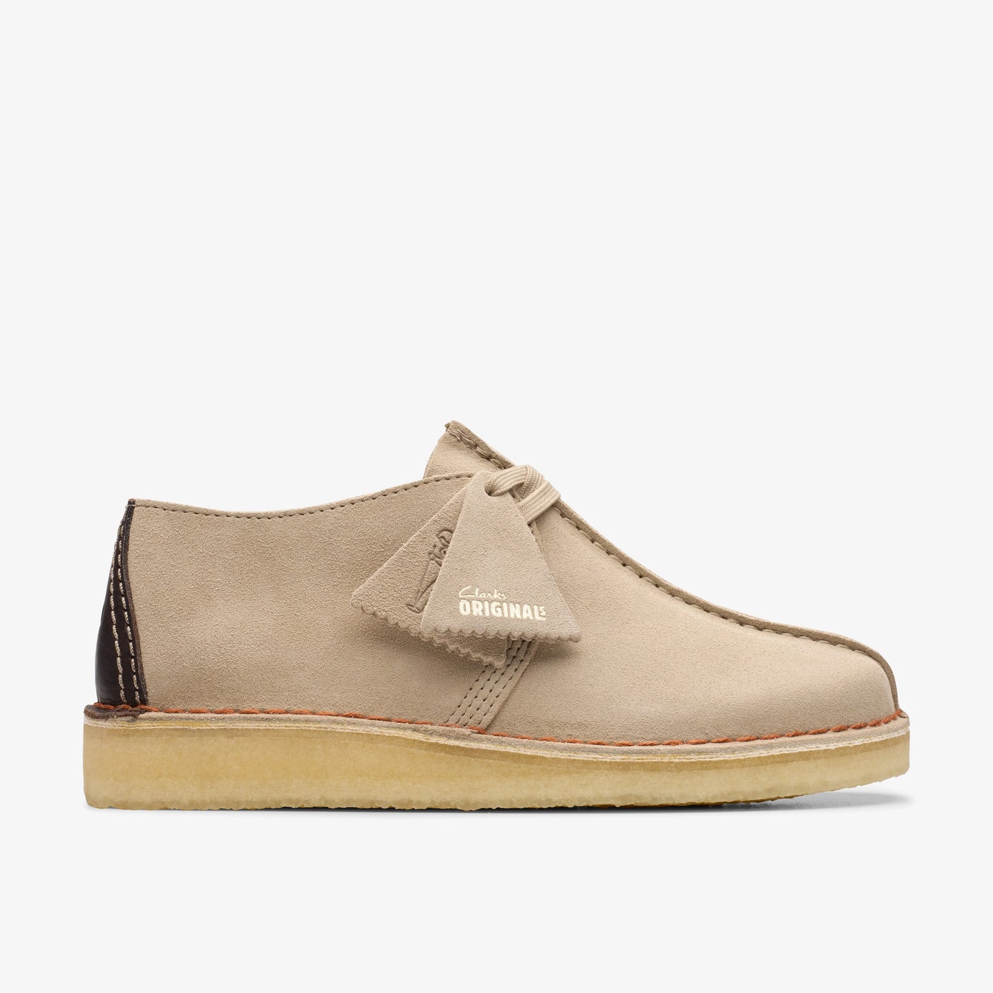 Zapatos Casual De La Marca Clarks Para Hombre Modelo Desert Trek Sand Suede En Color Beige