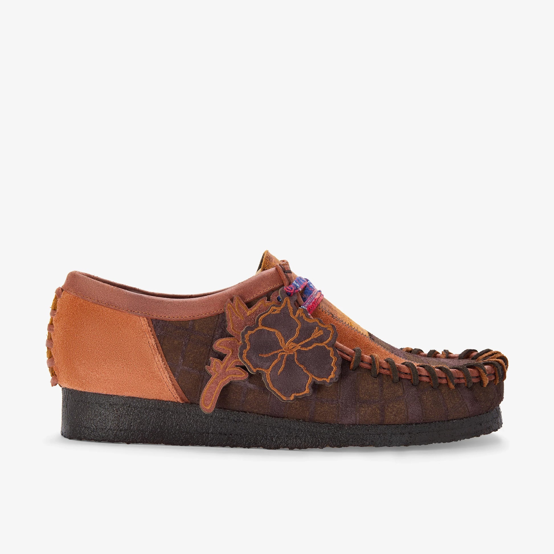 Zapatos Casual De La Marca Clarks  Para Hombre Modelo Wallabee Brown Combi En Color Marrón