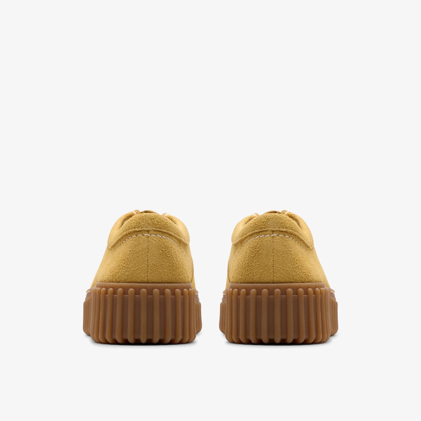 Zapatos Casual De La Marca Clarks  Para Mujer Modelo Torhill Bee Golden Tan Suede En Color Beige