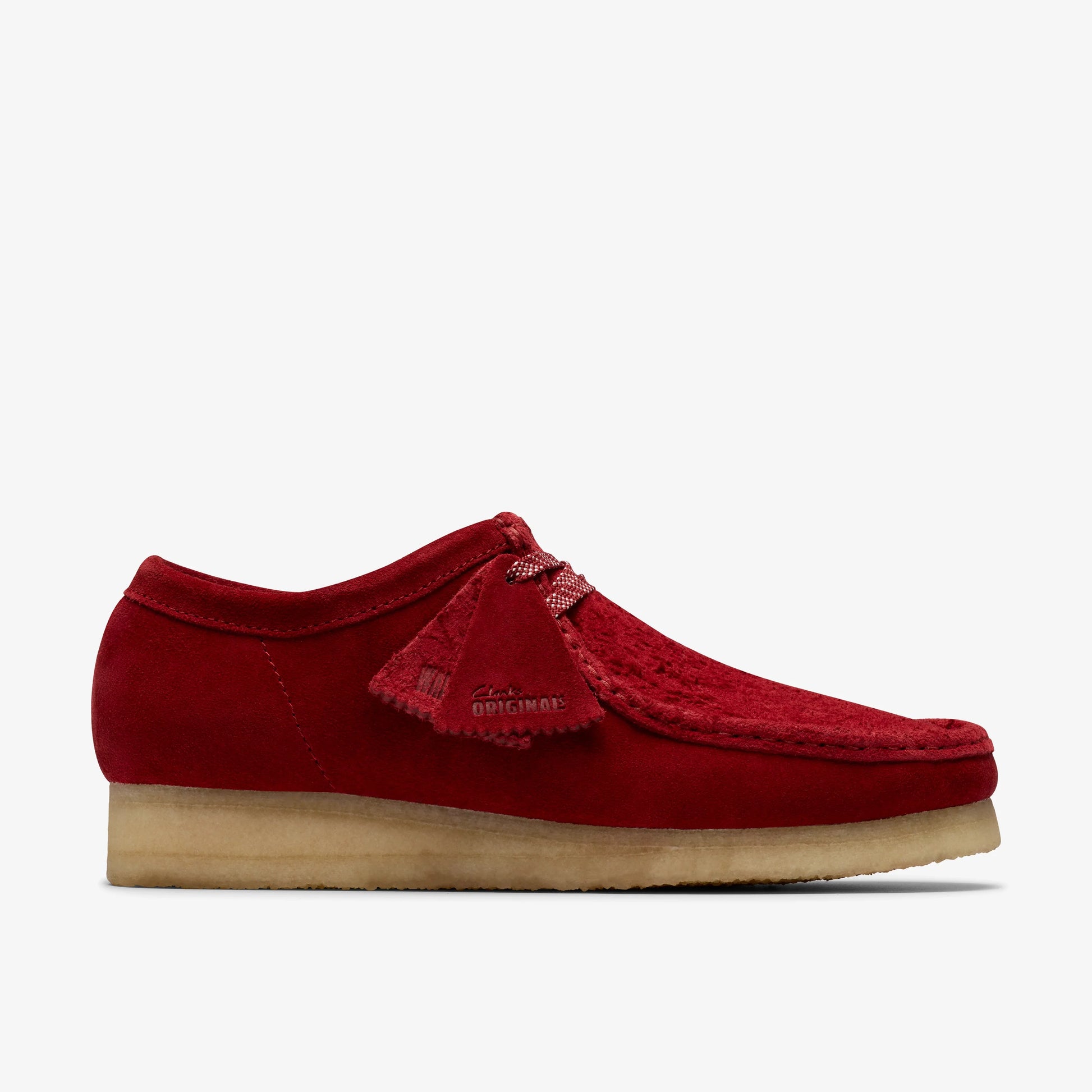Zapatos Casual De La Marca Clarks  Para Hombre Modelo Wallabee Dark Red Suede En Color Rojo