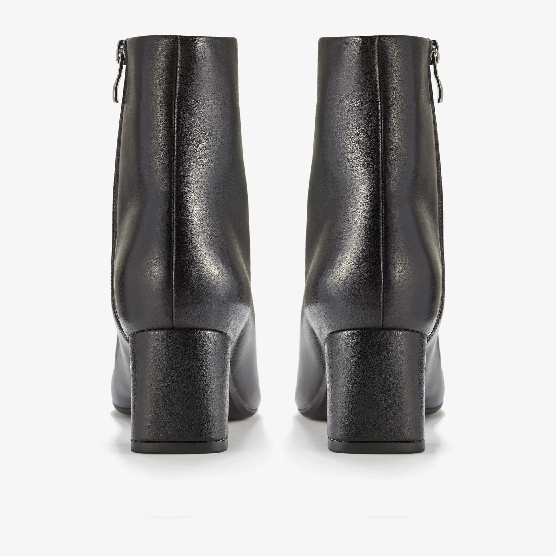 Botas De La Marca Clarks  Para Mujer Modelo Fernie Zip Black Leather En Color Negro