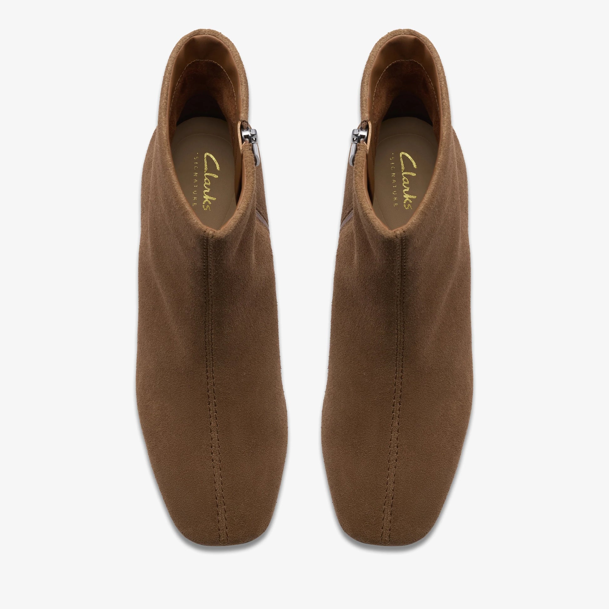 Botas De La Marca Clarks  Para Mujer Modelo Fernie Zip Walnut Suede En Color Marrón